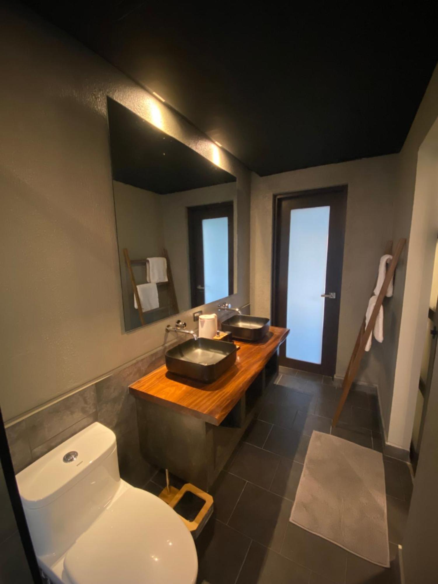 The Grey Inn Sarog Екстер'єр фото